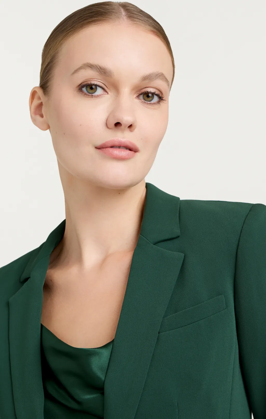 Cinq à Sept Crepe Khloe Blazer DarkEmerald Discount