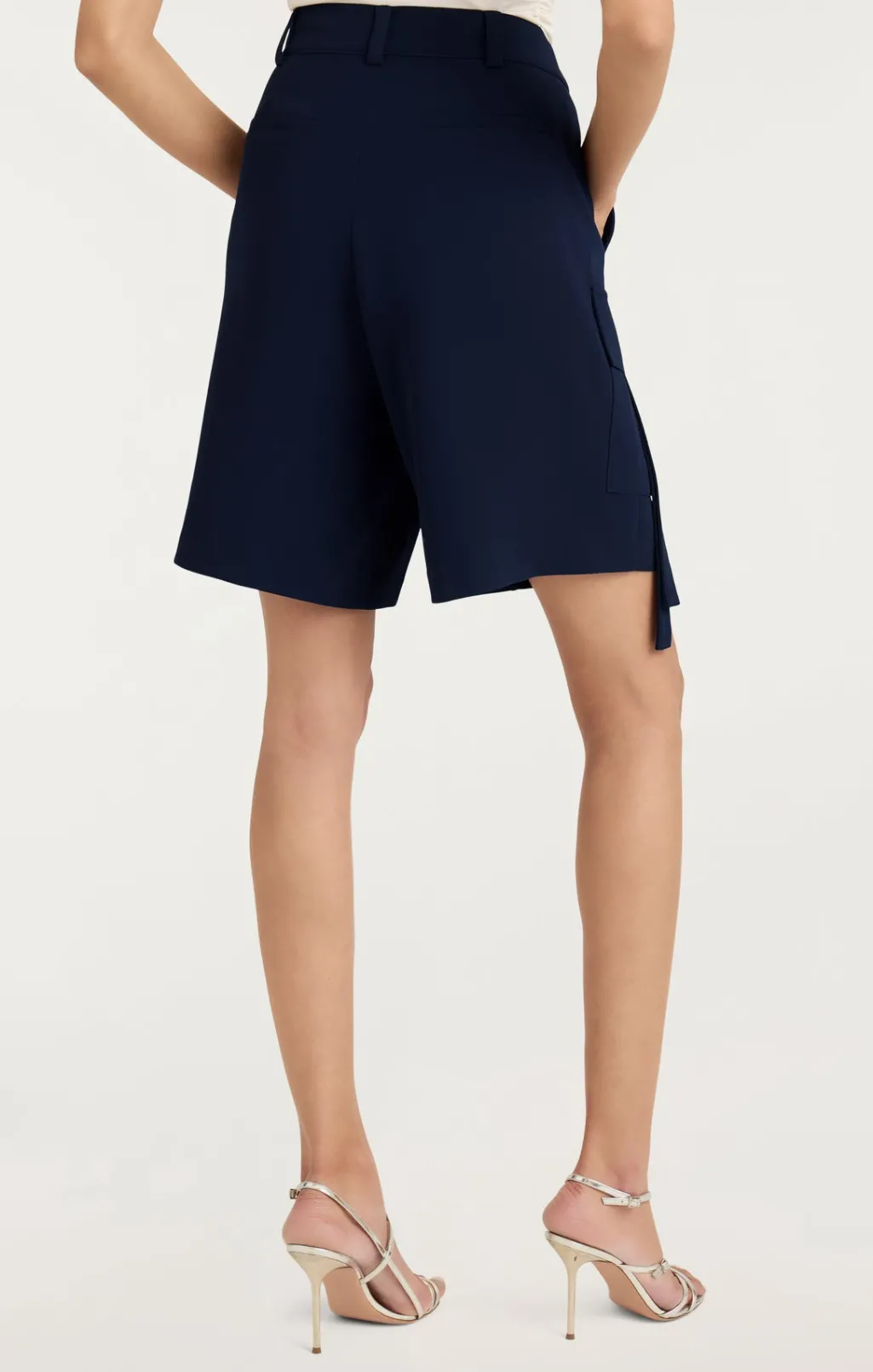 Cinq à Sept Crepe Odilia Short Navy Hot