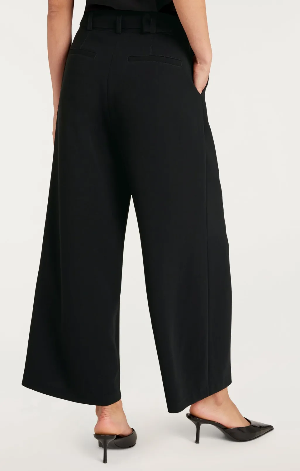 Cinq à Sept Cropped Shauna Pant Black Best