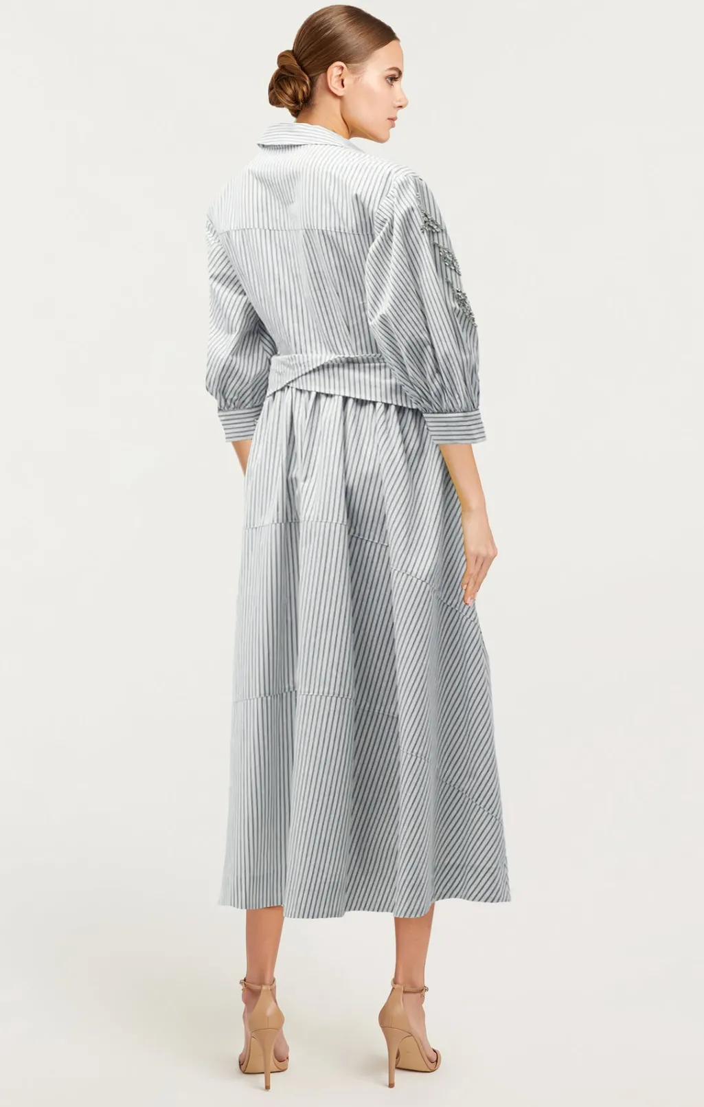 Cinq à Sept Crystal Floral Embellished Camron Dress Ivory/Navy Online