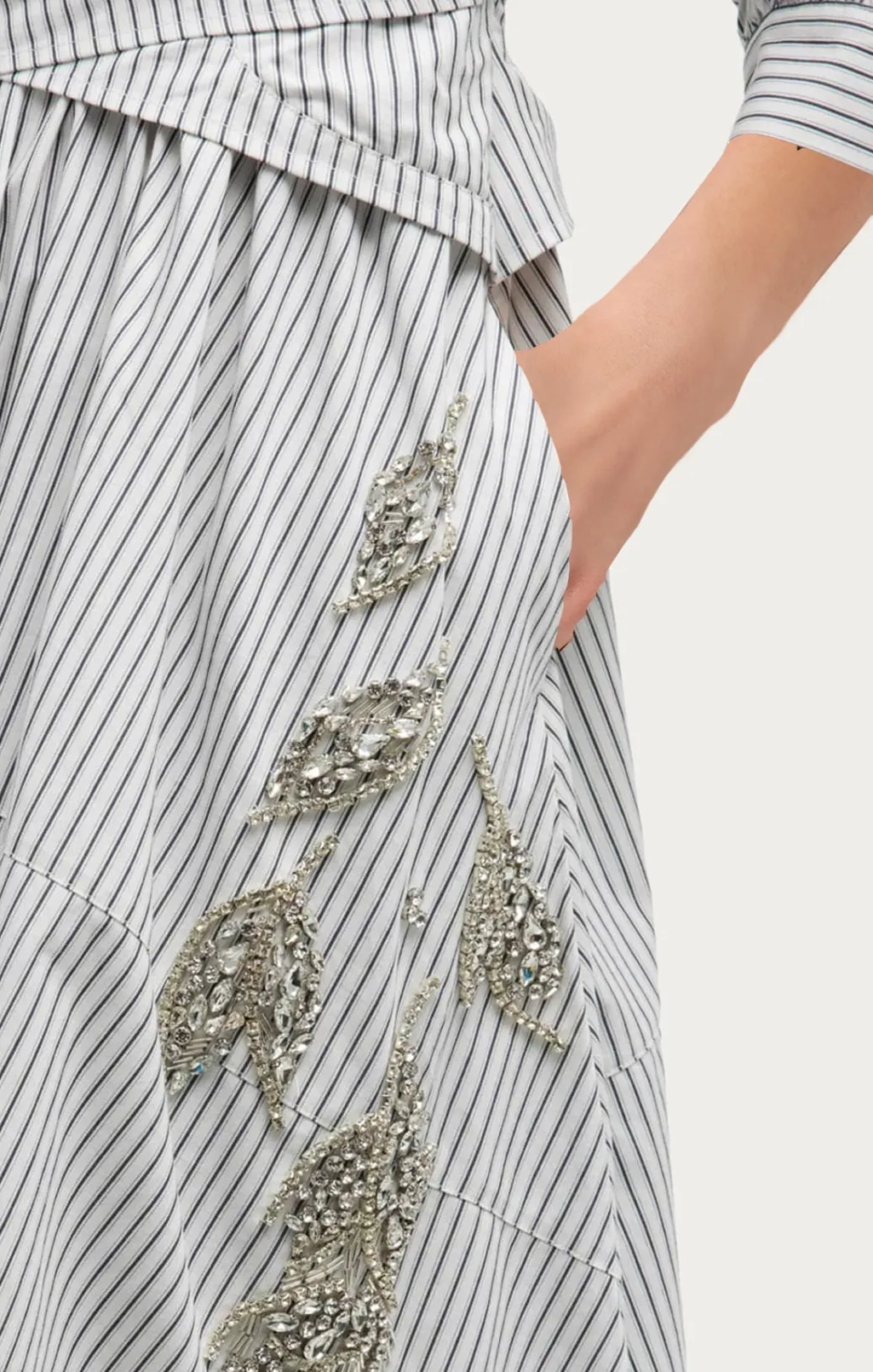 Cinq à Sept Crystal Floral Embellished Camron Dress Ivory/Navy Online