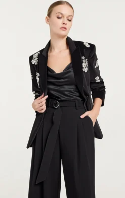 Cinq à Sept Crystal Ivy Chenille Scrunched Cheyenne Blazer Black Sale