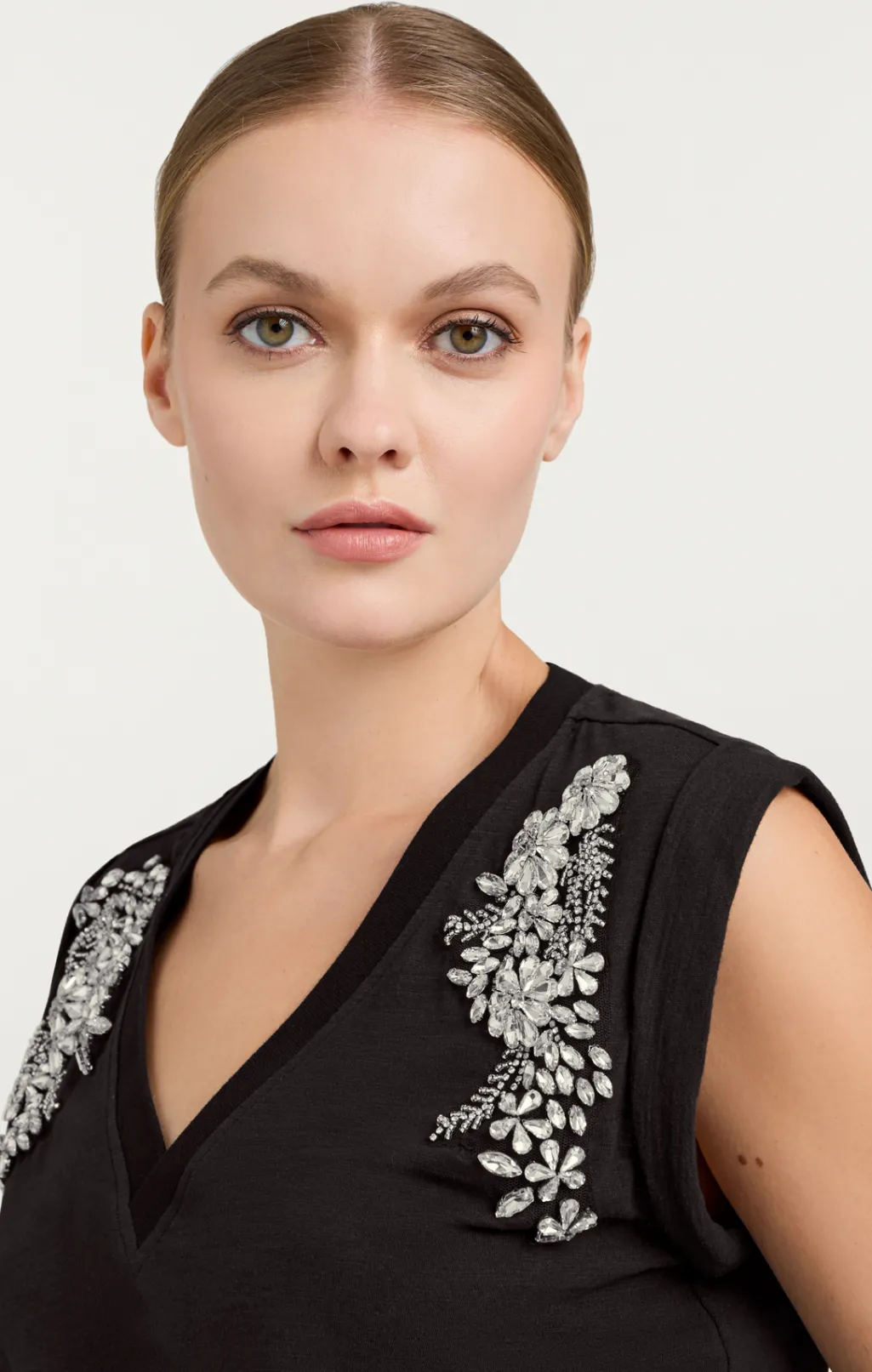 Cinq à Sept Crystal Ivy Embellished Bella Tee Black Hot
