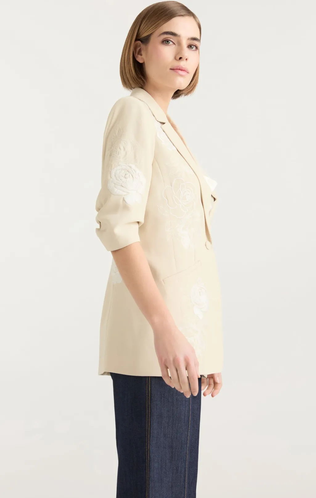 Cinq à Sept Floating Roses Embellished Short Sleeve Khloe Blazer Plaster/Ivory