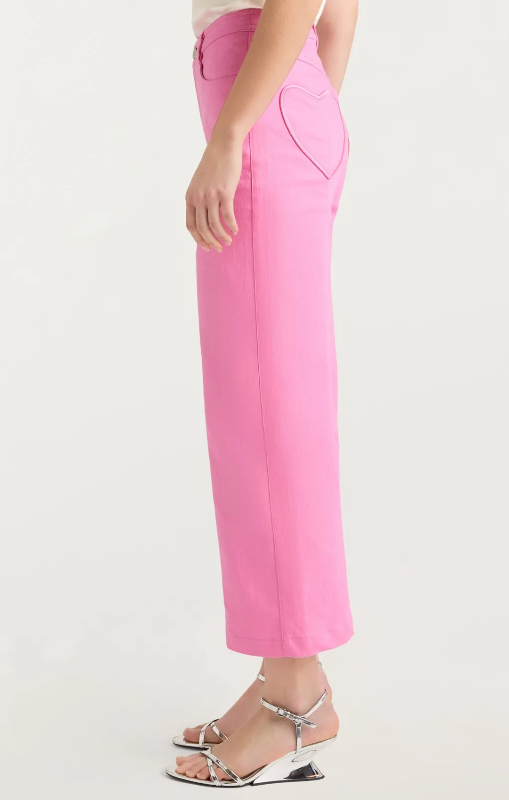 Cinq à Sept Heart Embroidery Cropped Verona Pant Flamingo Online