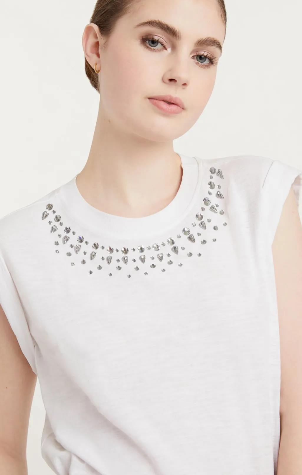 Cinq à Sept Mixed Rhinestone Bella Tee WhiteMulti