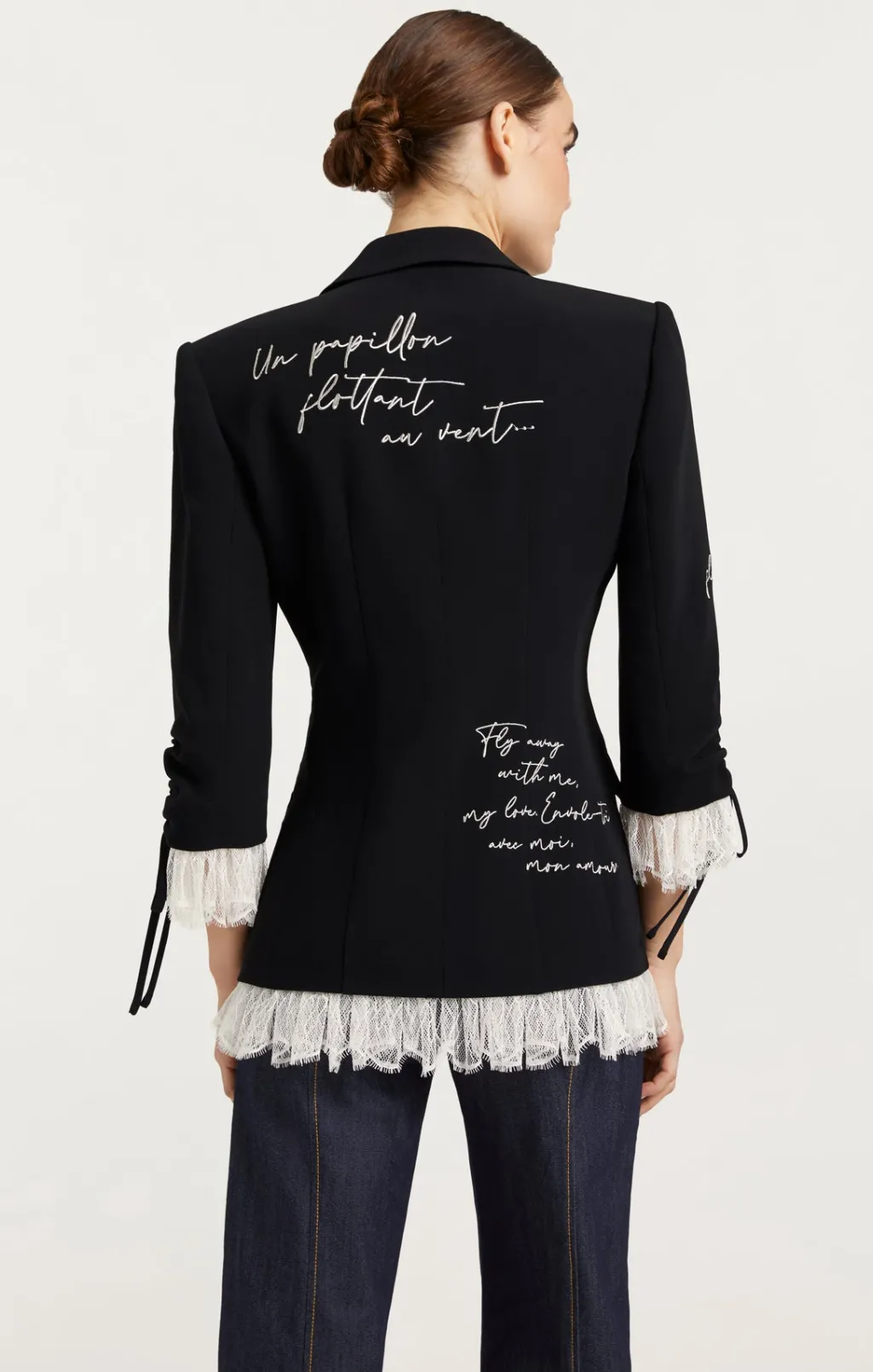 Cinq à Sept Mon Amour Embellished Roxie Blazer Black/Gilver
