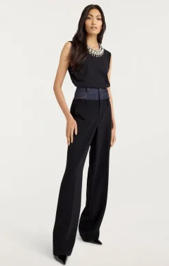 Cinq à Sept Pearl Necklace Brielle Tee Black Outlet