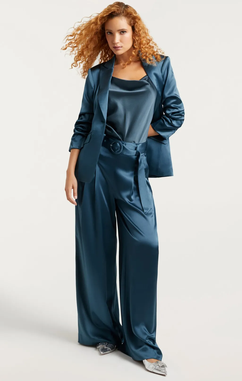 Cinq à Sept Scrunched Cheyenne Blazer SmoothSatinOnyx Hot