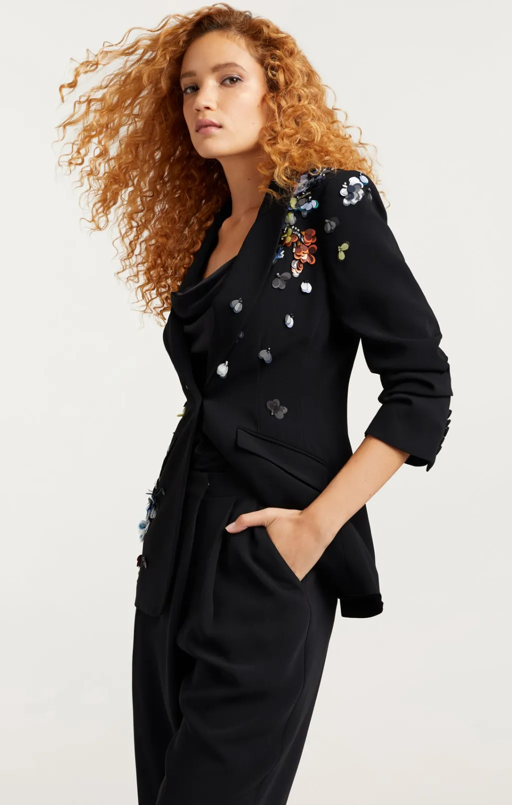 Cinq à Sept Sequin Flower Scrunched Cheyenne Blazer Black/Multi Online