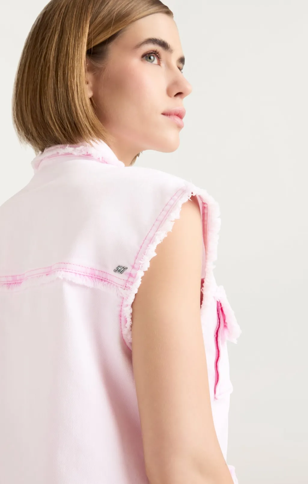 Cinq à Sept Sleeveless Vera Jacket Flamingo Sale