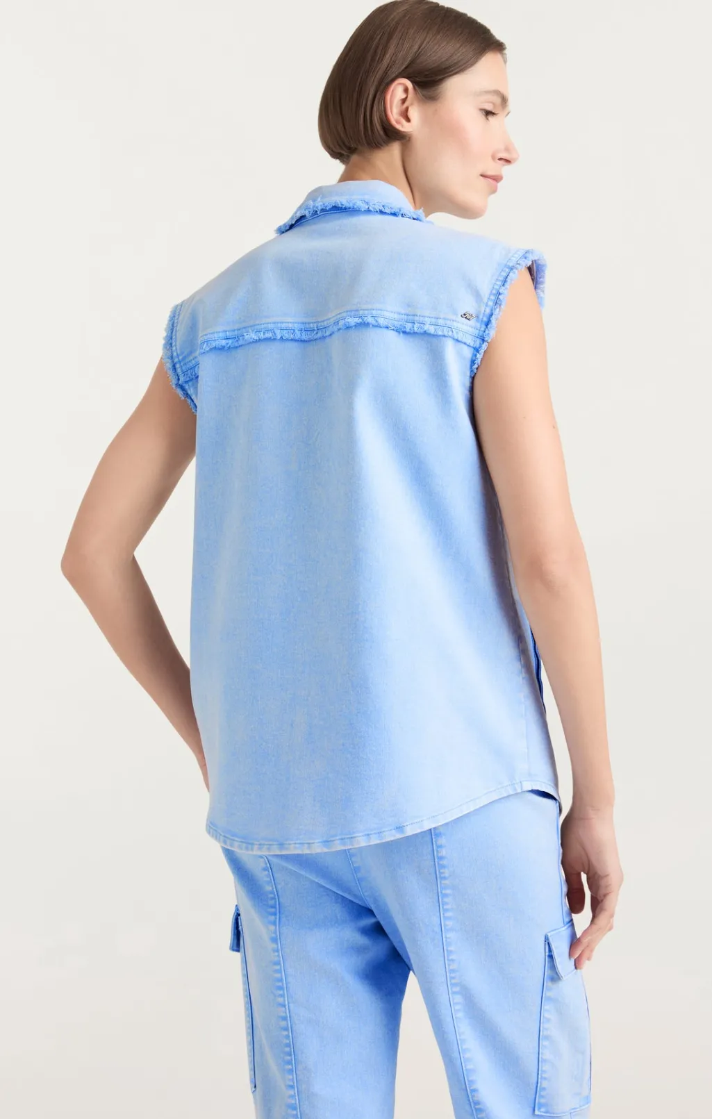 Cinq à Sept Sleeveless Vera Jacket Skylight Sale